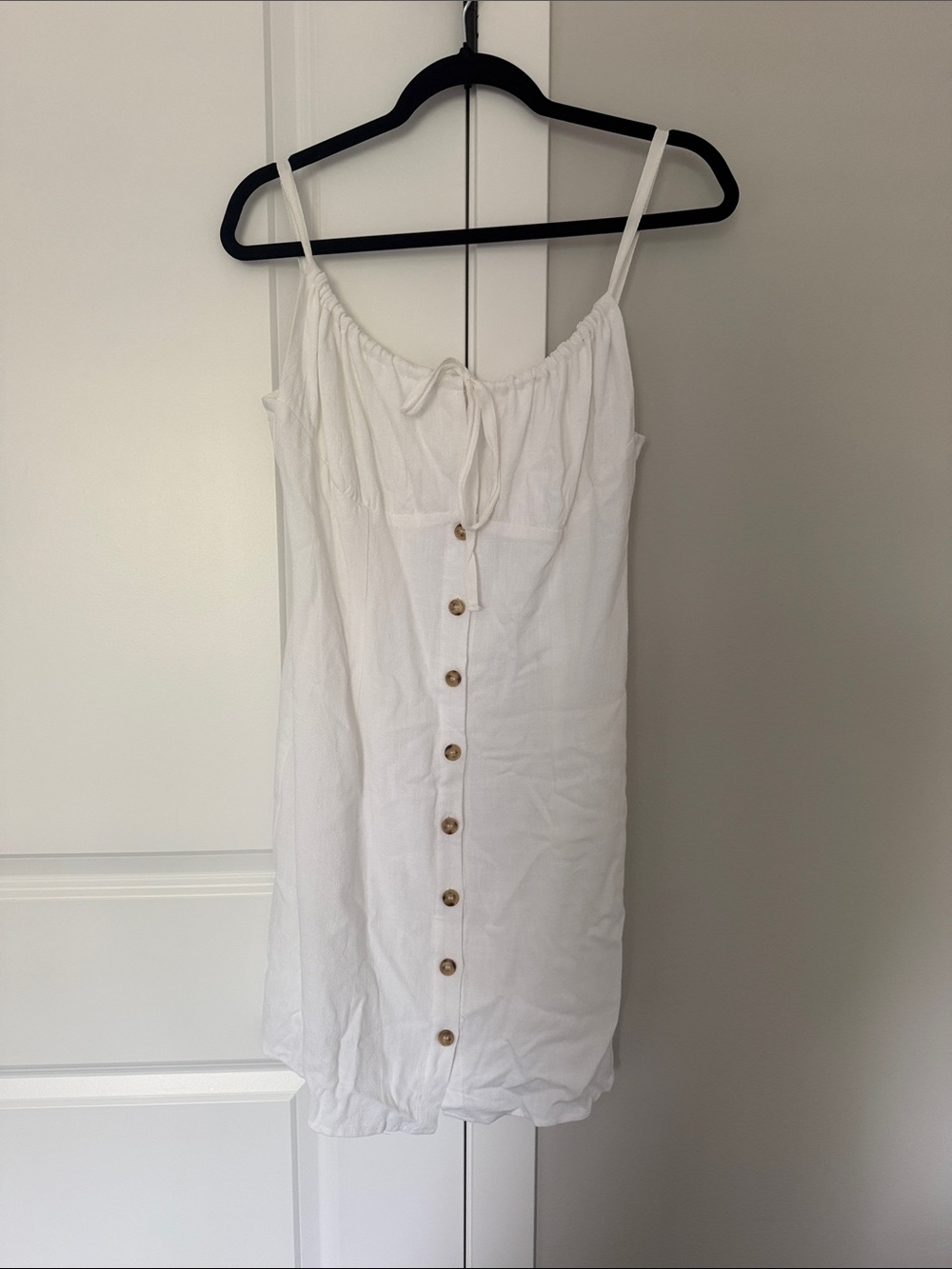 Commense White Button-Front Spaghetti Strap dress